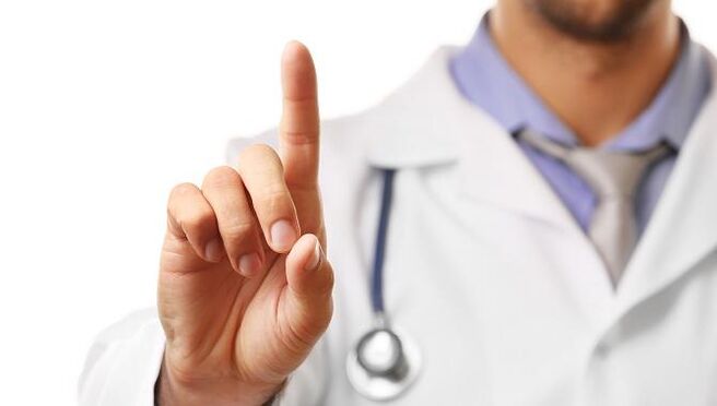 the doctor warns against frequent treatment of the feet with local antifungals