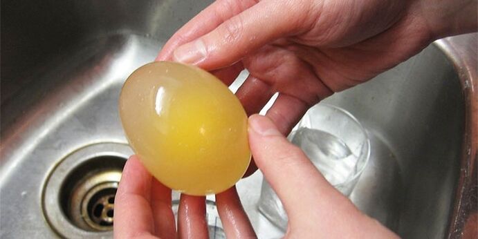 egg soaked in vinegar for foot fungus